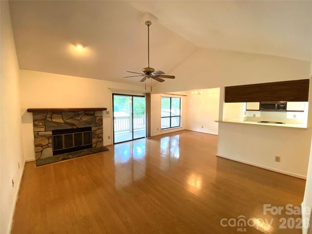 7962 Greenside Court, Charlotte, NC 28277