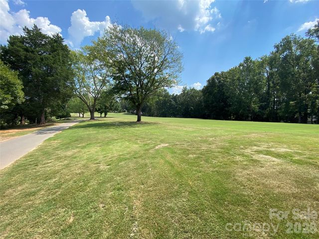 7962 Greenside Court, Charlotte, NC 28277