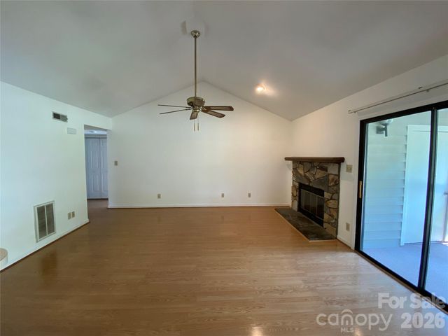 7962 Greenside Court, Charlotte, NC 28277