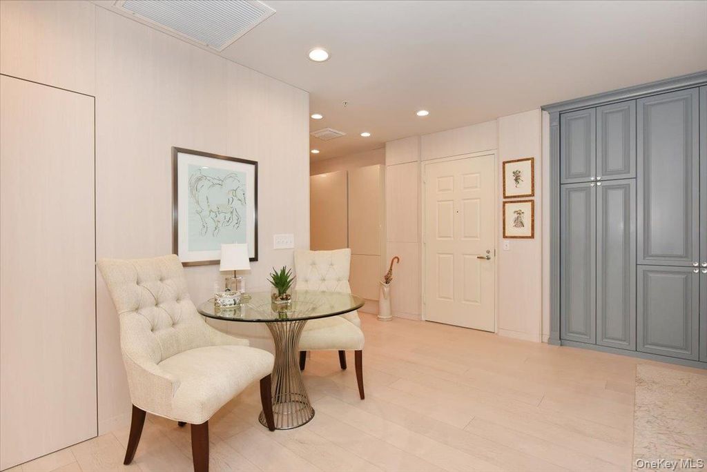 100 Harbor View Drive 401, Port Washington, NY 11050 — photo 4