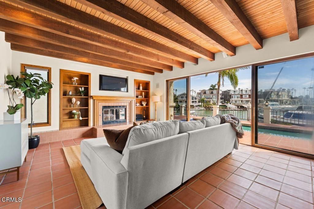 Image 24 of property listing at 2994 Reef Street, Ventura, CA 93001