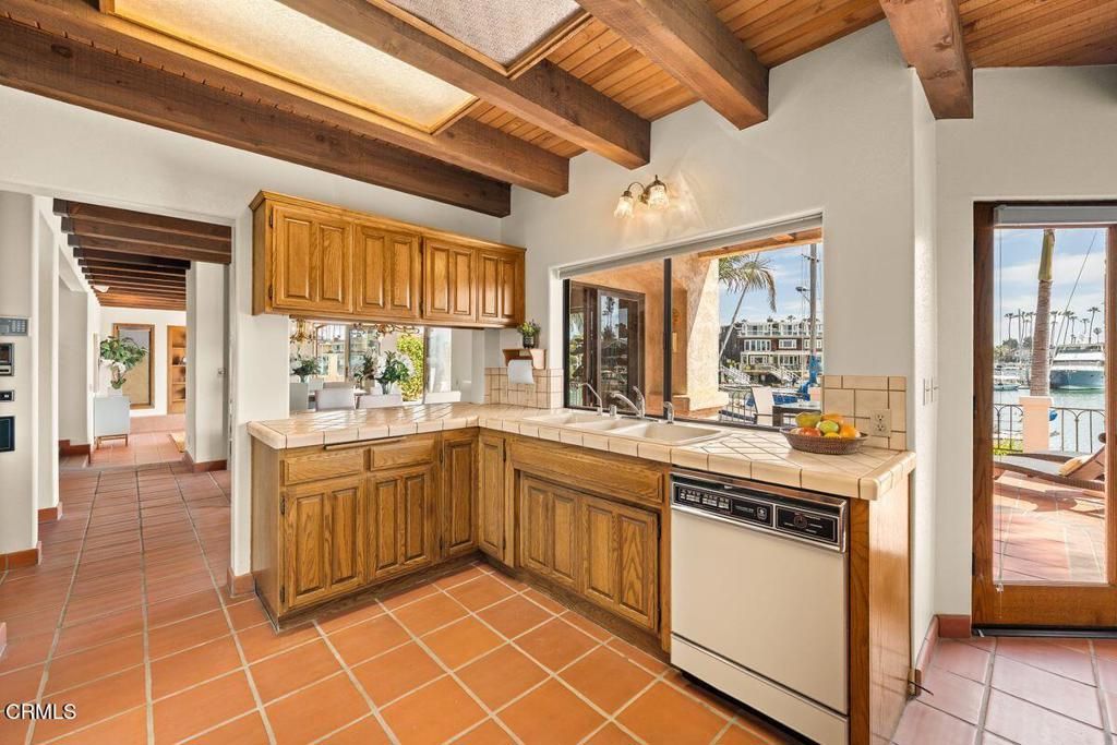 Image 40 of property listing at 2994 Reef Street, Ventura, CA 93001