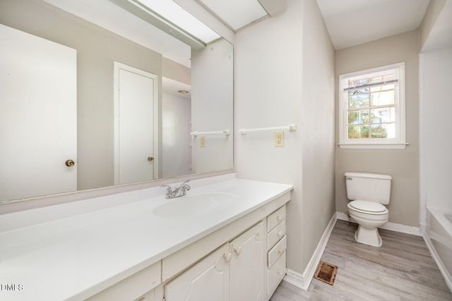 104 Deblyn Court, Durham, NC 27713