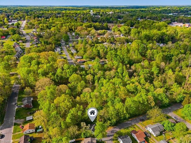 52 Circle Drive, Reidsville, NC 27320
