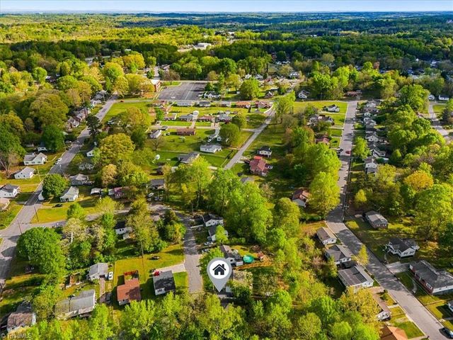 52 Circle Drive, Reidsville, NC 27320