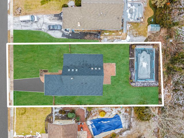 167 Silverleaf Lane, Islandia, NY 11749