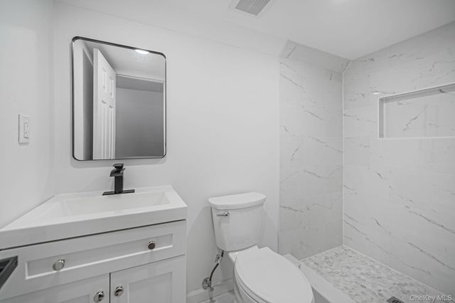 167 Silverleaf Lane, Islandia, NY 11749