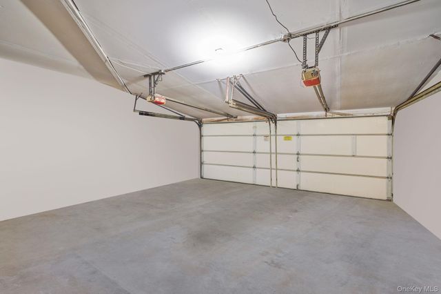 167 Silverleaf Lane, Islandia, NY 11749