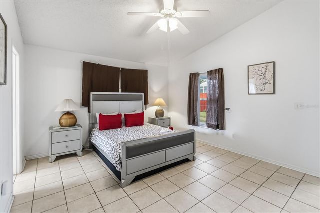 2911 DICKENS CIRCLE, Kissimmee, FL 34747