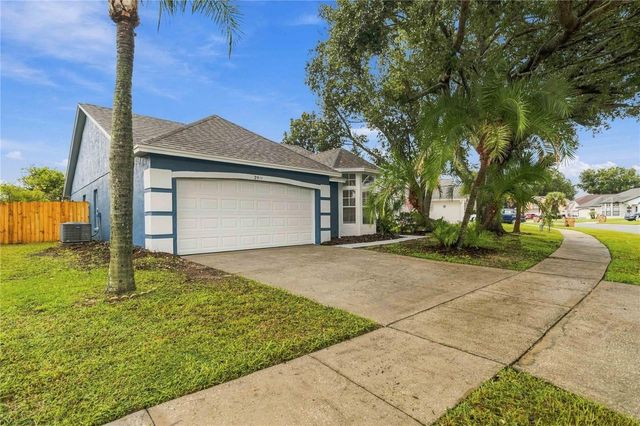 2911 DICKENS CIRCLE, Kissimmee, FL 34747