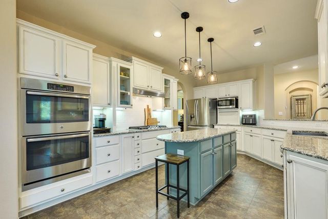 308 Duffy LN, Austin, TX 78738