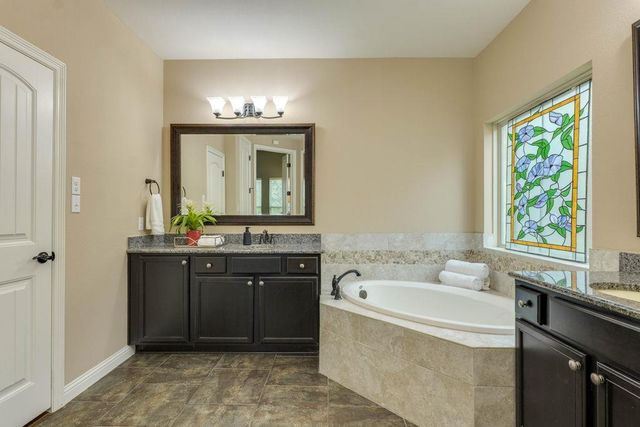 308 Duffy LN, Austin, TX 78738