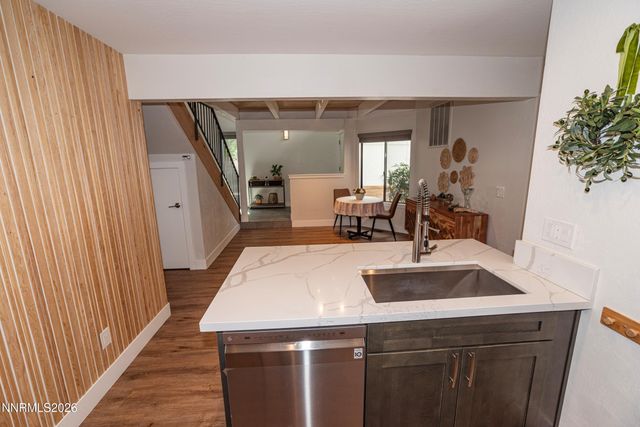 460 Shady Lane Court, Reno, NV 89509