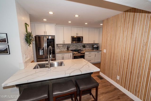 460 Shady Lane Court, Reno, NV 89509