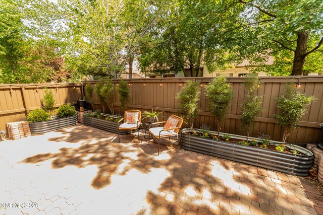 460 Shady Lane Court, Reno, NV 89509