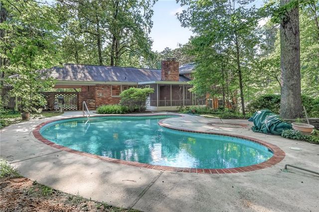 6885 Heathfield Drive, Atlanta, GA 30328