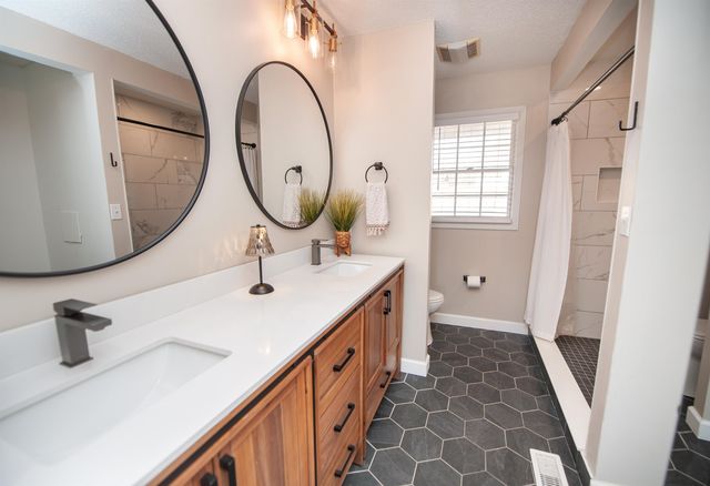 245 Augusta Road, Spartanburg, SC 29301