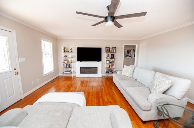 245 Augusta Road, Spartanburg, SC 29301