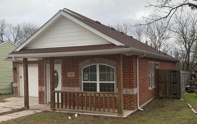 125 N Aiken Street, Waxahachie, TX 75165