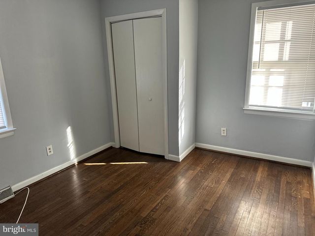 303 SE 3RD AVE SE, Glen Burnie, MD 21061