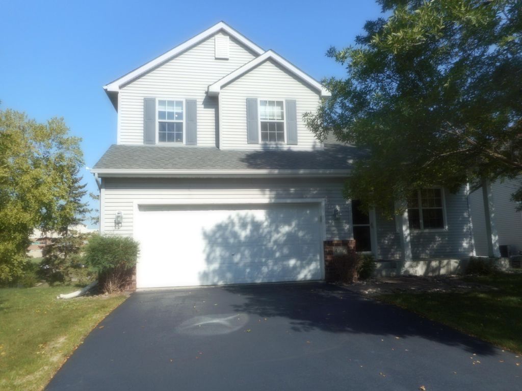 4915 Olive Lane N, Plymouth, MN 55446