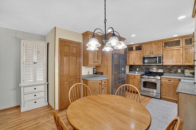 2502 Bradford Avenue, Janesville, WI 53545