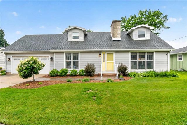 2502 Bradford Avenue, Janesville, WI 53545