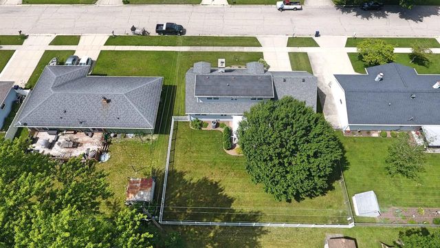 2502 Bradford Avenue, Janesville, WI 53545