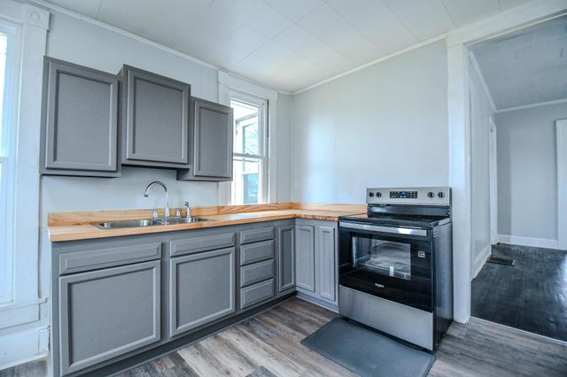 327 N Walnut Avenue 327 N Walnut Avenue, Sidney, OH 45365