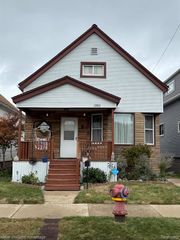 1983 Edwin Street, Hamtramck, MI 48212