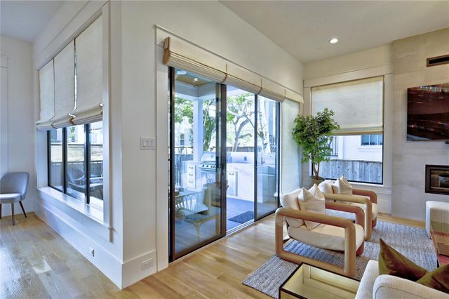 4602 Mimosa Drive, Bellaire, TX 77401