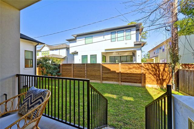 4602 Mimosa Drive, Bellaire, TX 77401