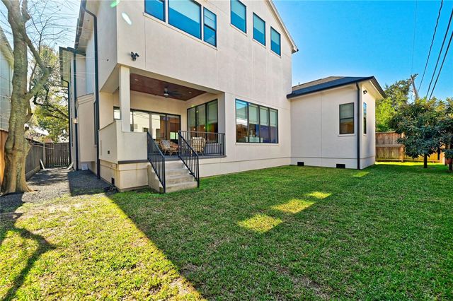 4602 Mimosa Drive, Bellaire, TX 77401