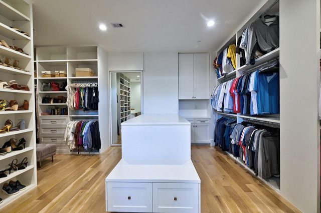 4602 Mimosa Drive, Bellaire, TX 77401