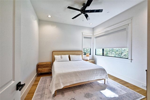 4602 Mimosa Drive, Bellaire, TX 77401