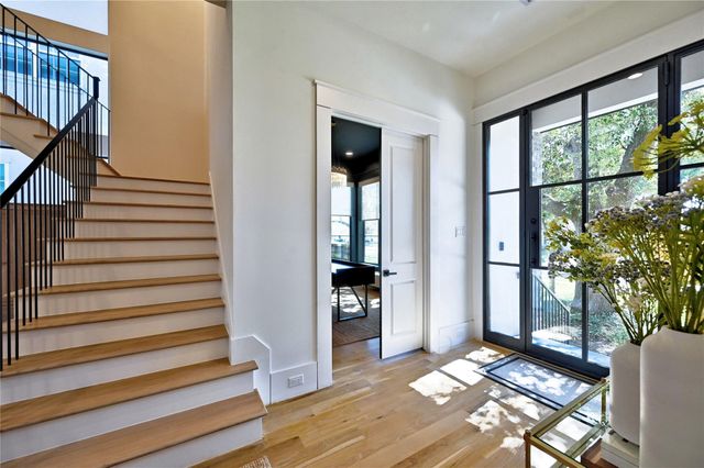 4602 Mimosa Drive, Bellaire, TX 77401