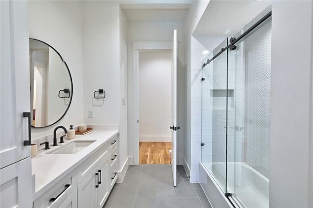 4602 Mimosa Drive, Bellaire, TX 77401