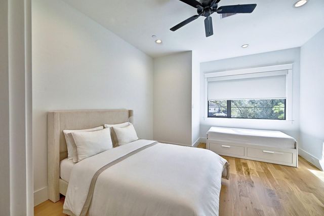 4602 Mimosa Drive, Bellaire, TX 77401