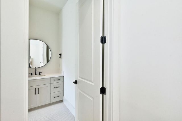 4602 Mimosa Drive, Bellaire, TX 77401