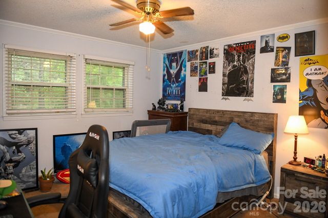 616 Pineview Lakes Road, Chester, SC 29706