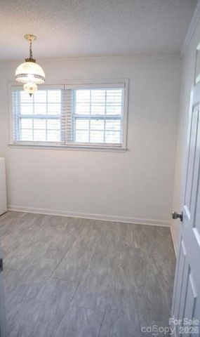 616 Pineview Lakes Road, Chester, SC 29706