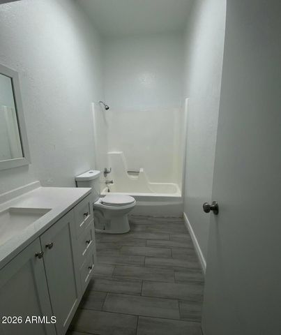 2580 S Yavapai Road 2, Apache Junction, AZ 85119