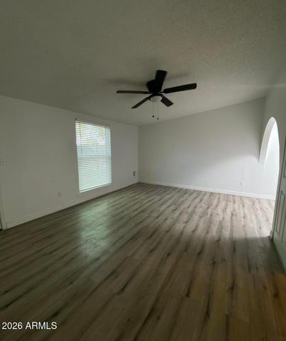 2580 S Yavapai Road 2, Apache Junction, AZ 85119