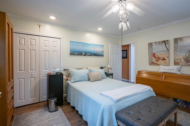 40 Grand Avenue, Nashua, NH 03060