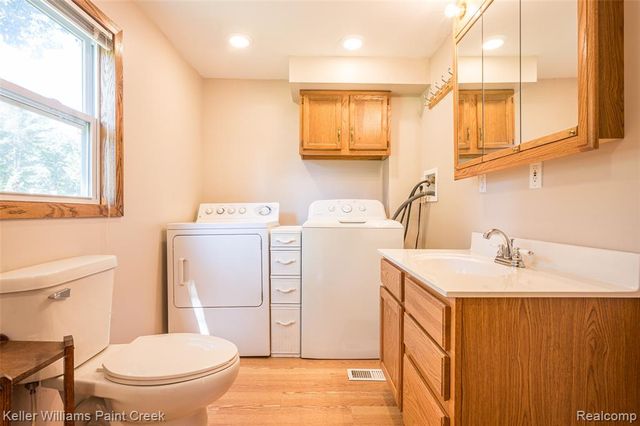 1379 Sioux Street, Gladwin, MI 48624
