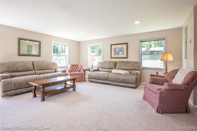 1379 Sioux Street, Gladwin, MI 48624
