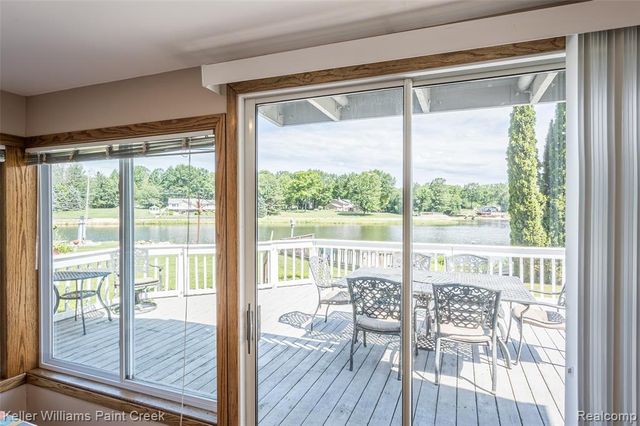 1379 Sioux Street, Gladwin, MI 48624