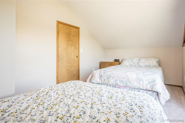 1379 Sioux Street, Gladwin, MI 48624