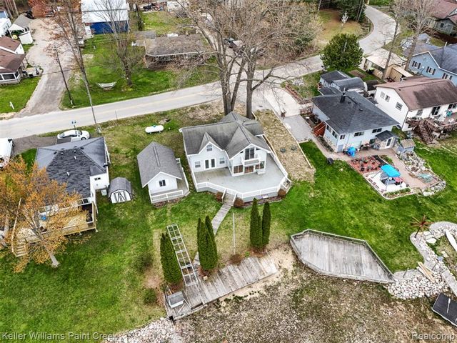 1379 Sioux Street, Gladwin, MI 48624