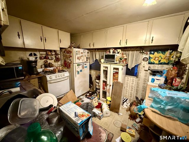 464 Lopus Road, Beacon Falls, CT 06403